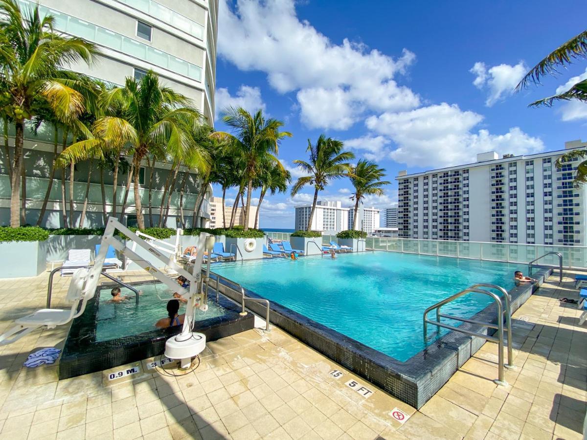 W Residences Fort Lauderdale Luxury Suites Across From Fort Lauderdale Beach Exterior foto